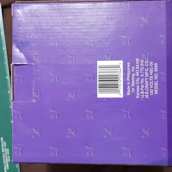 Sterling Christmas Globe Light 100 Clear Lights - Picture 3 of 5